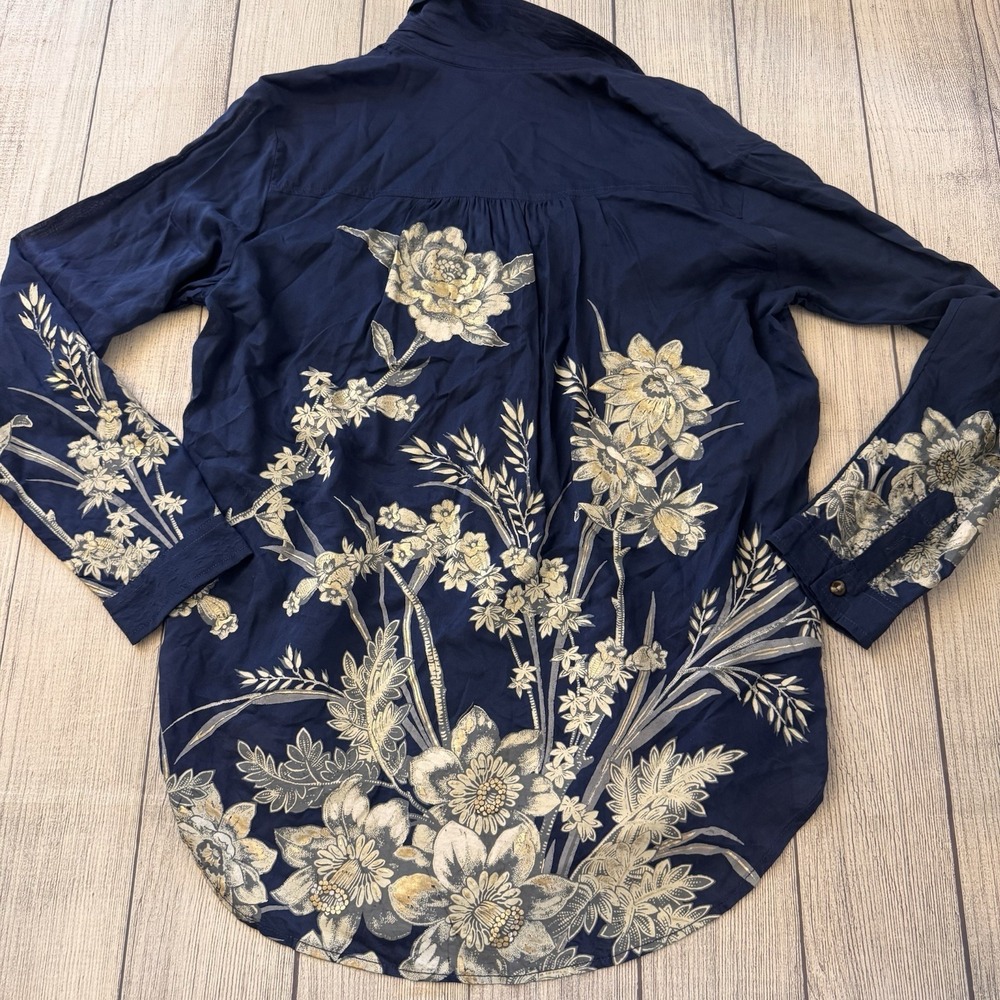 Anthropologie Pilcro Navy Blue Floral Modal Button Down Shirt Medium Semi-Sheer - Picture 11 of 12